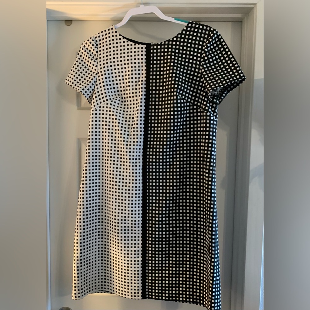 Betsy Johnson. Size 12. Black and White.